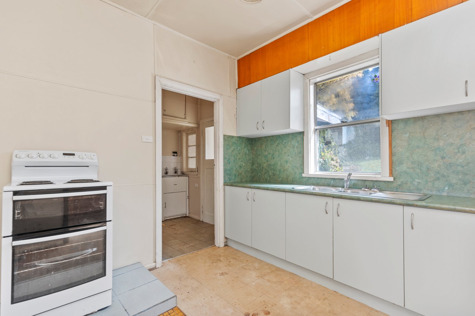 20 Corralyn Avenue BATLOW 5