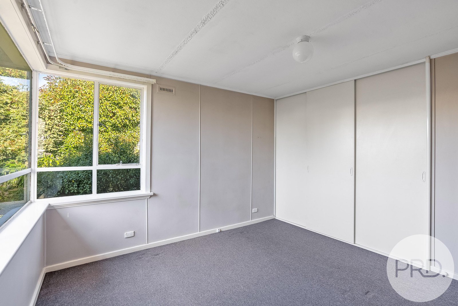 20 Corranga Drive CHIGWELL 9