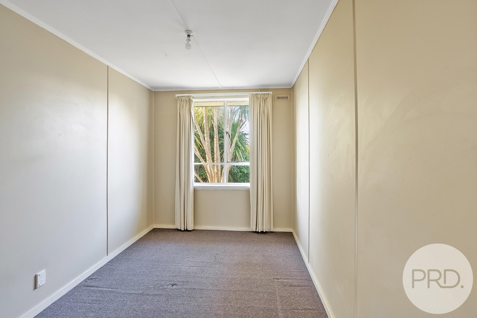 20 Corranga Drive CHIGWELL 13