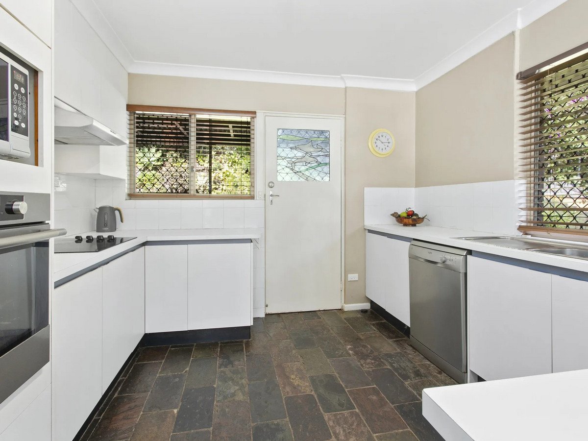 20 Cotton Street Burleigh Heads 9