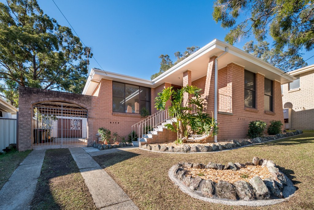 20 Deeson Place DAPTO 2