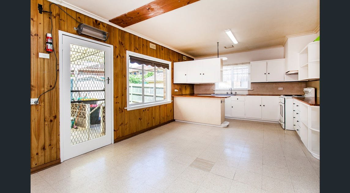 Real Estate and Property in 20 Derreck Avenue, Bulleen, VIC