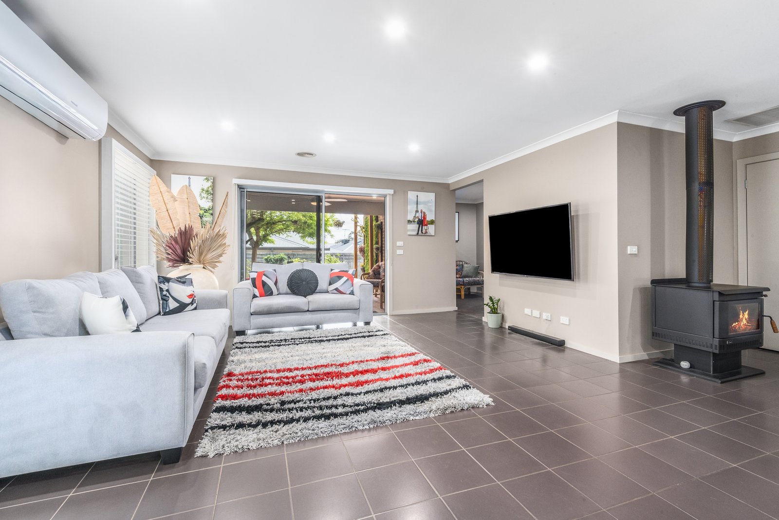 Gallery: 20 Diaz Drive