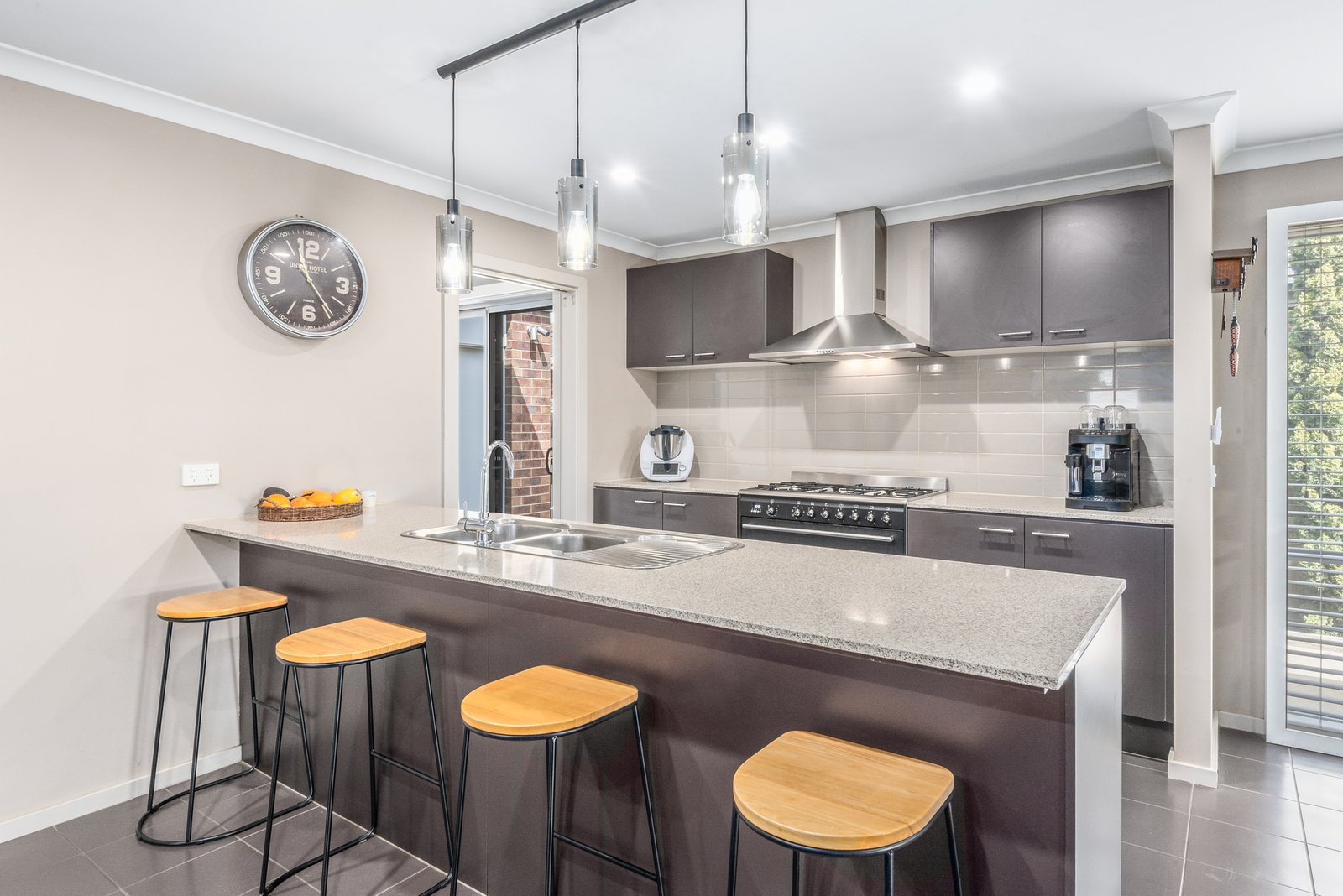 Gallery: 20 Diaz Drive