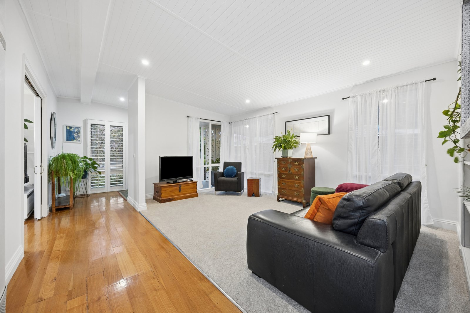 Gallery: 20 Dingley Court