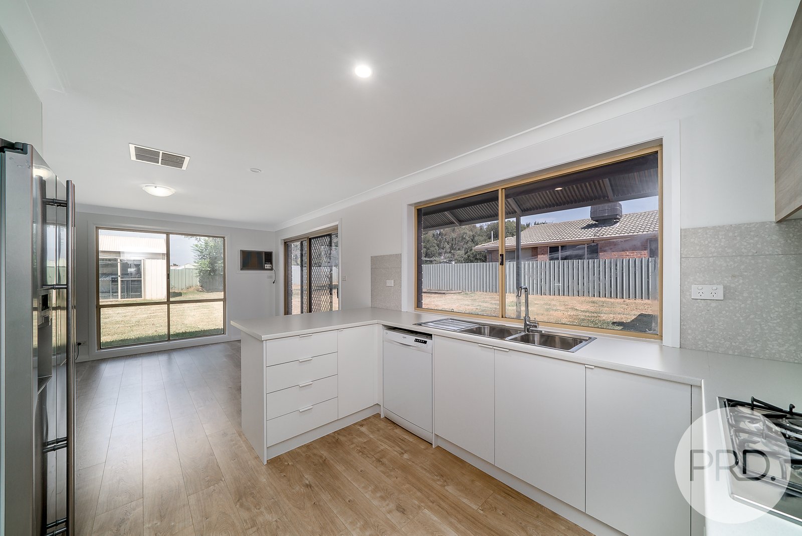 20 Doman Street ESTELLA 8