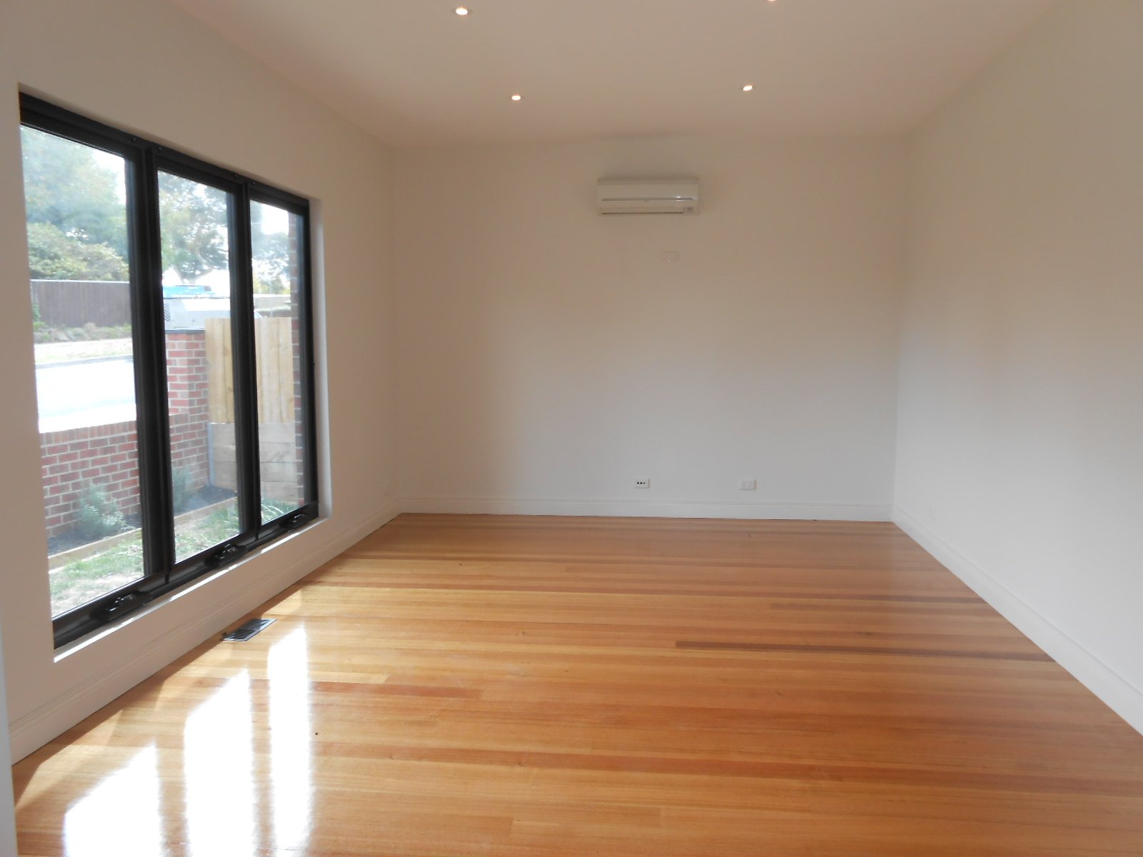 Gallery: 20 Edsall Street