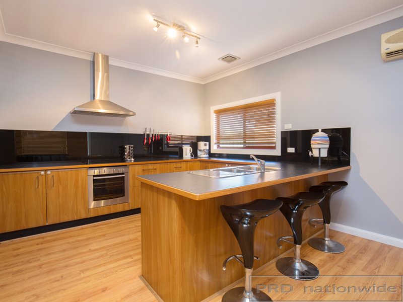 20 Emerson Street BERESFIELD 2