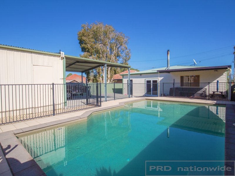 20 Emerson Street BERESFIELD 13