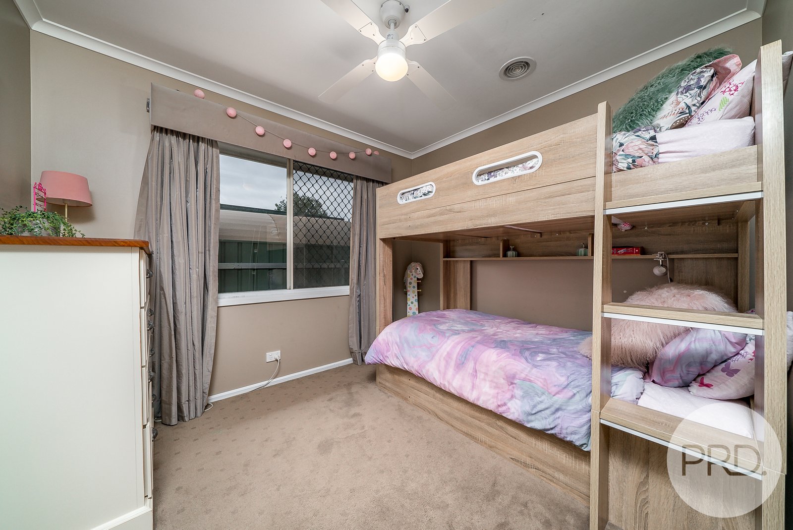 20 Eyre Street LAKE ALBERT 11