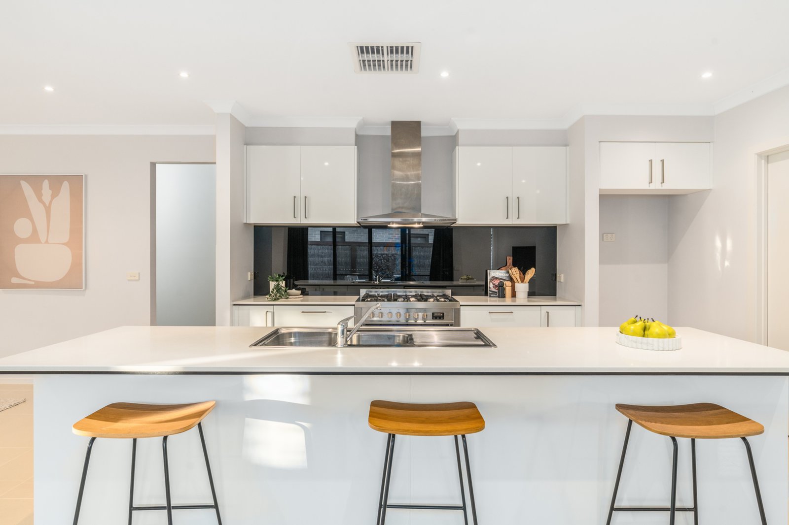 Gallery: 20 Fairvista Avenue