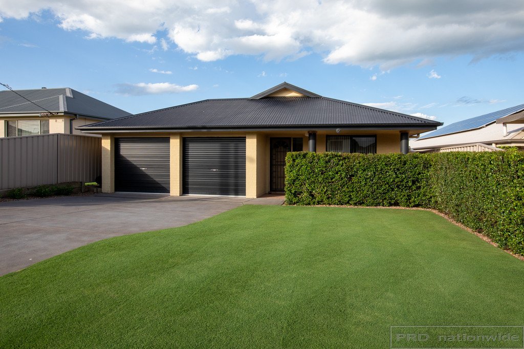20 Farnsworth Street THORNTON 1