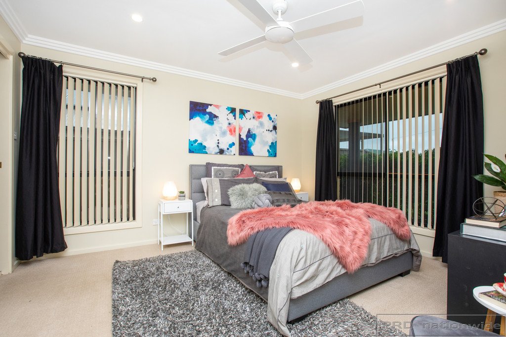 20 Farnsworth Street THORNTON 14