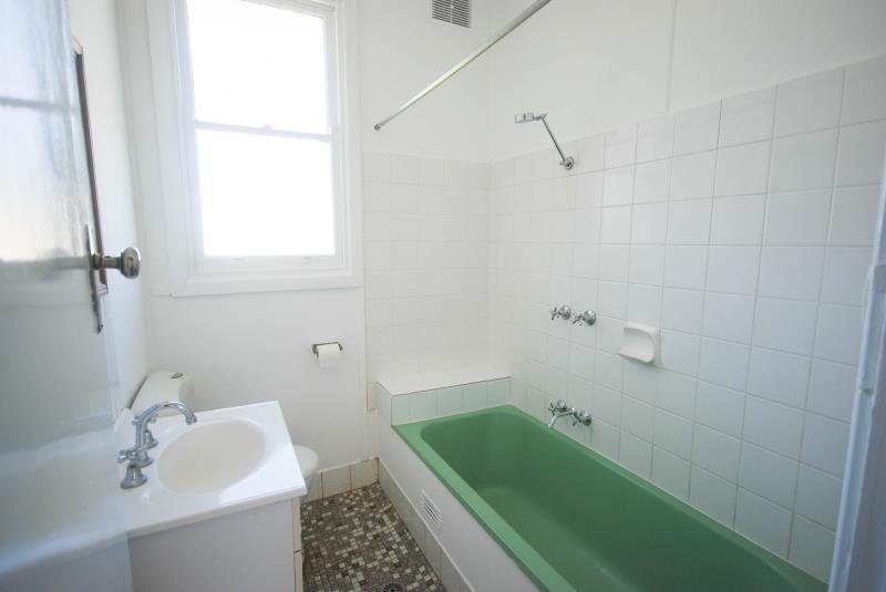 20 Fernleigh Road TURVEY PARK 4