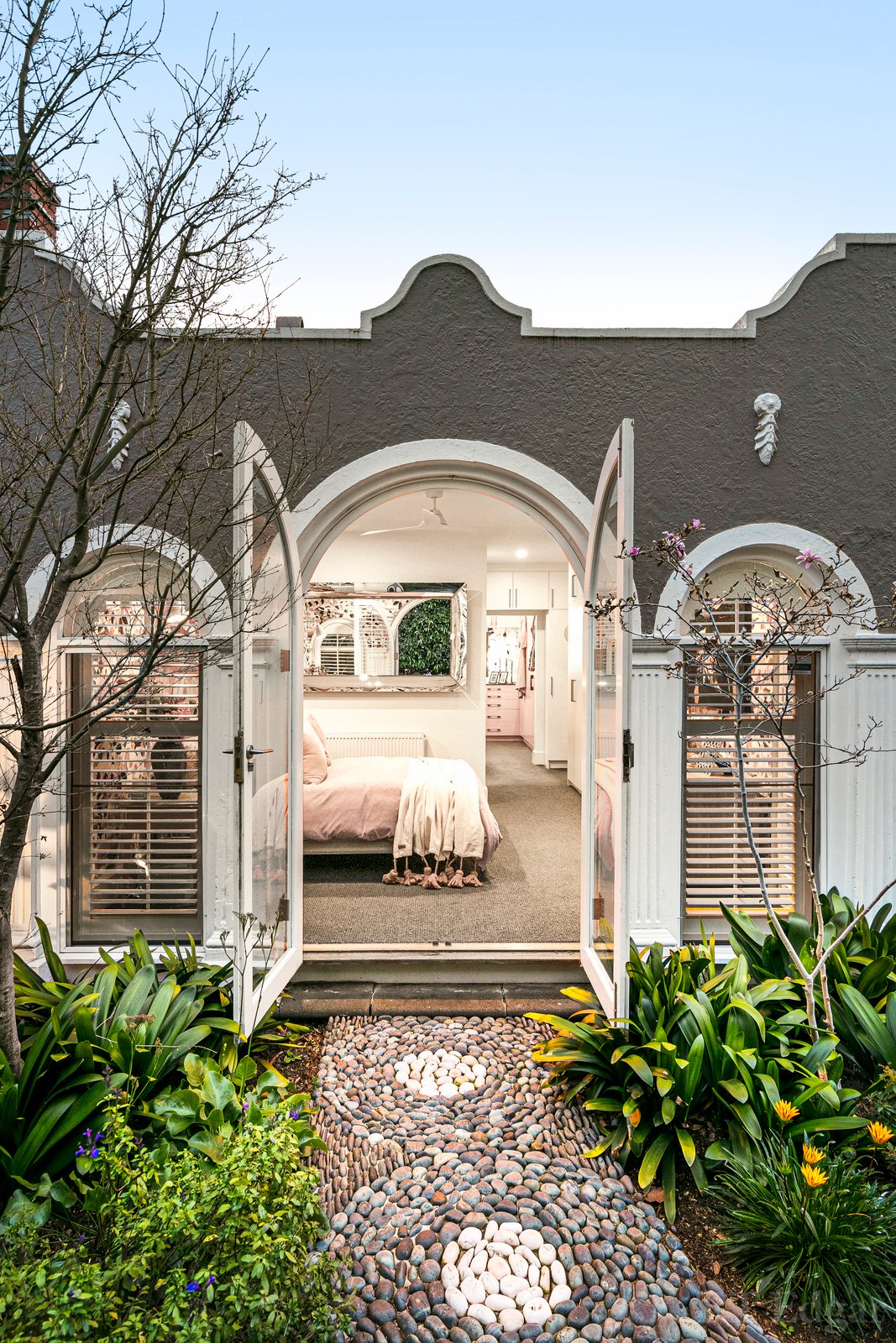 Real Estate and Property in 20 Foam Street, Elwood, VIC