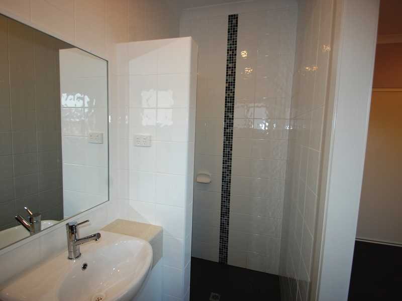 20 Foy Way BILINGURR 8