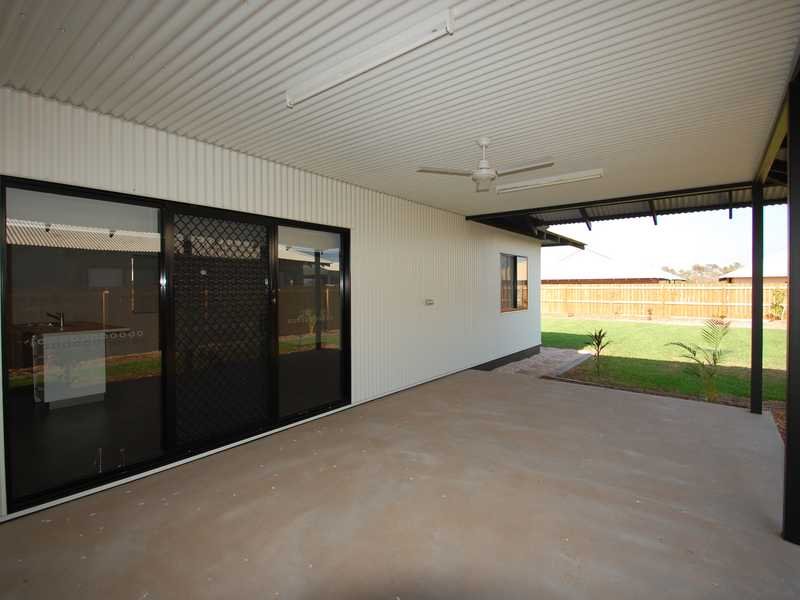 20 Foy Way BILINGURR 12