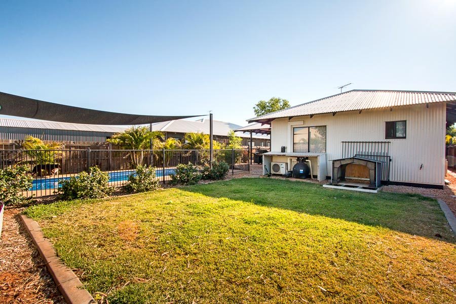 20 Foy Way BILINGURR 9