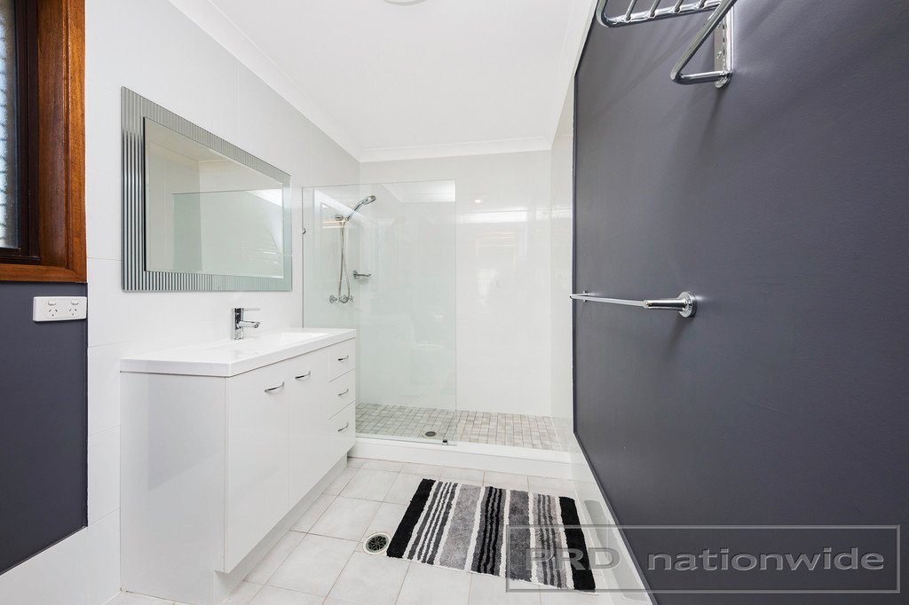 20 Freeman Drive LOCHINVAR 9