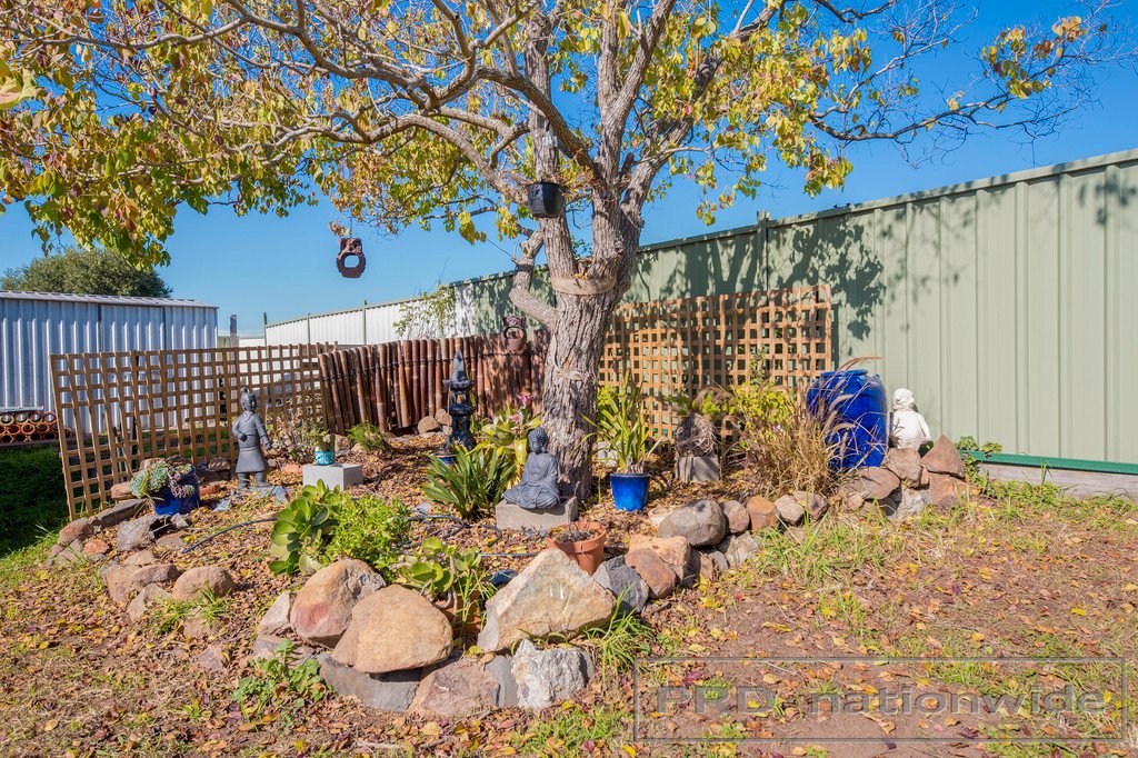 20 Freeman Drive LOCHINVAR 21