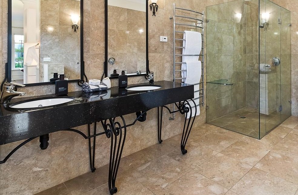 Gallery: 20 Garden Avenue