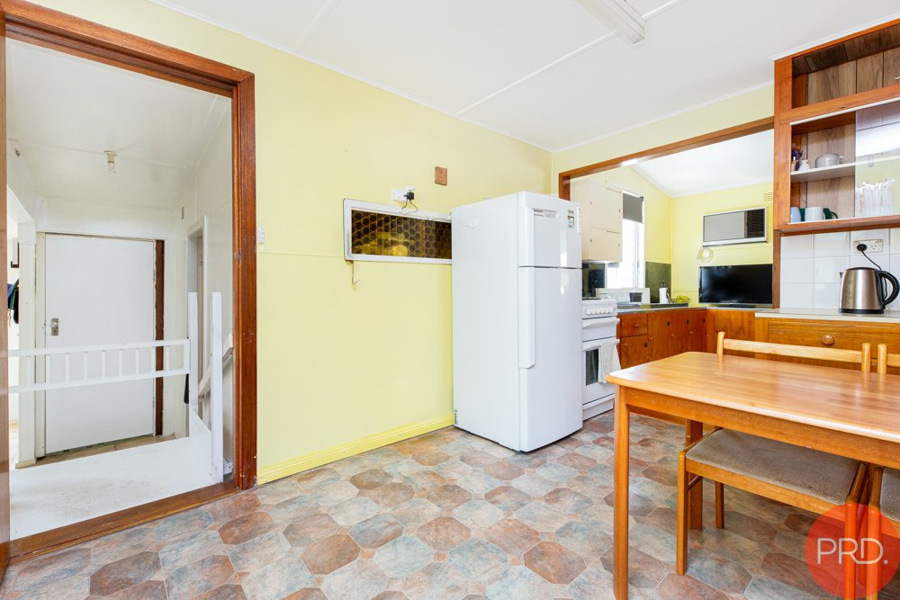 20 George Street LARGS 6