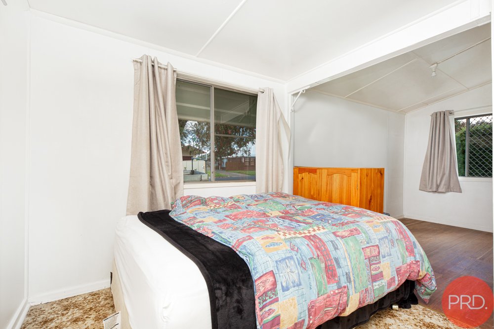 20 George Street LARGS 12