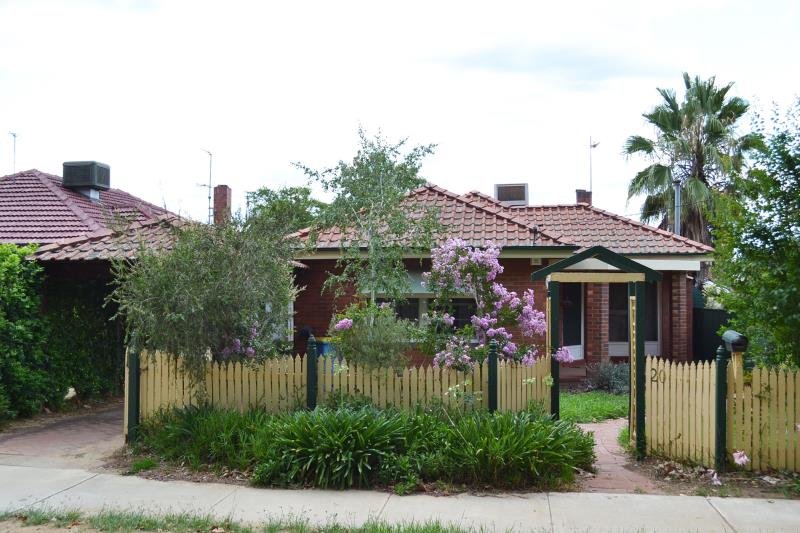 20 Halloran  WAGGA WAGGA 1