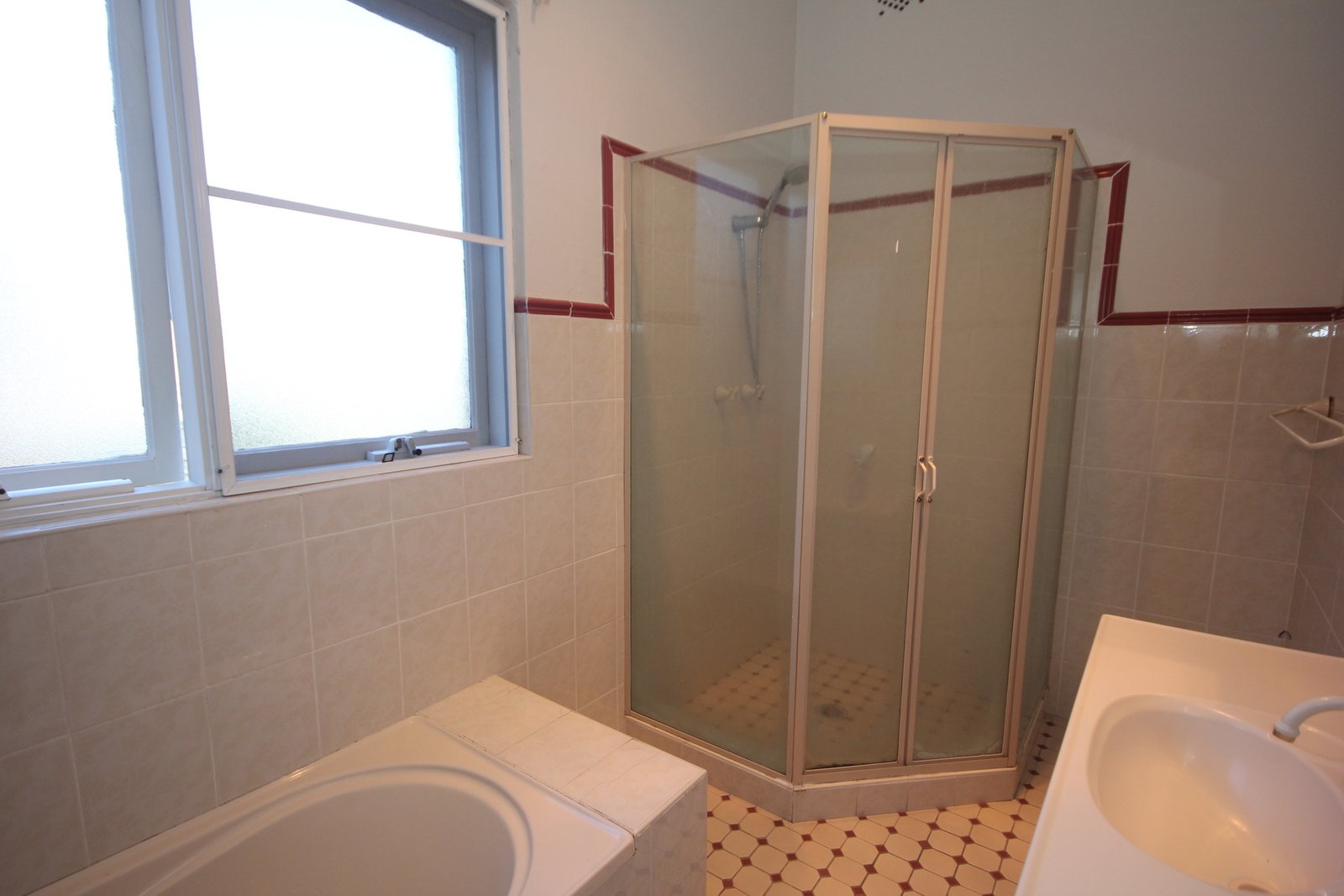 20 Henderson Road BEXLEY 11