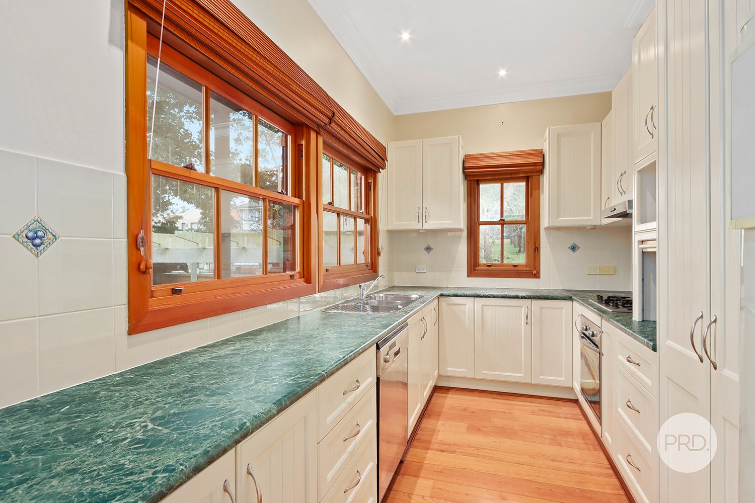20 Herbert Street OATLEY 3