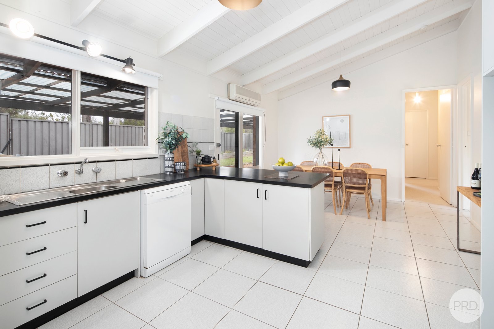 20 Highfield Avenue MOUNT CLEAR 11