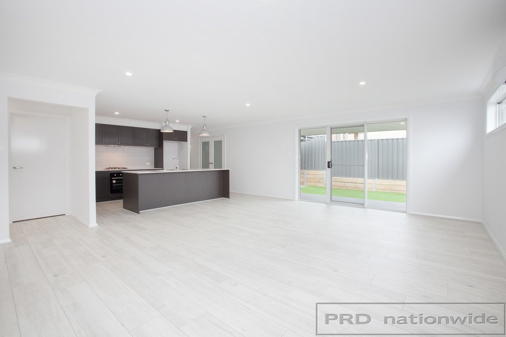 20 Hillgate Drive THORNTON 3