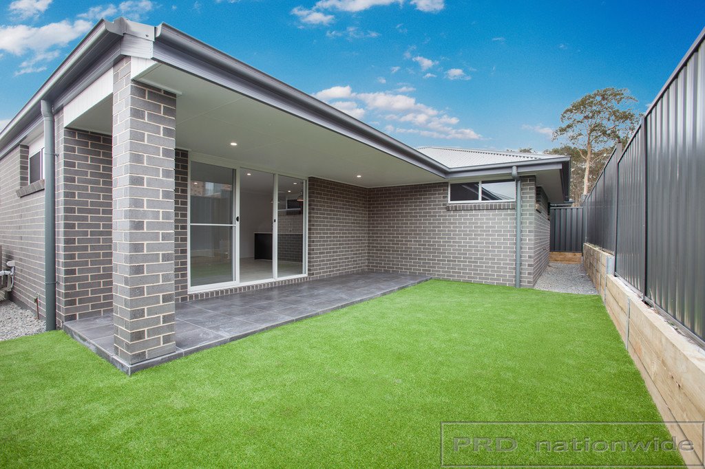 20 Hillgate Drive THORNTON 6