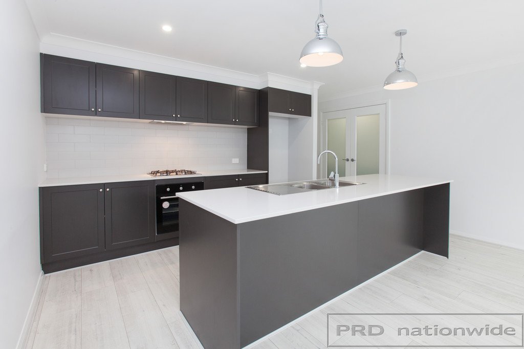 20 Hillgate Drive THORNTON 9