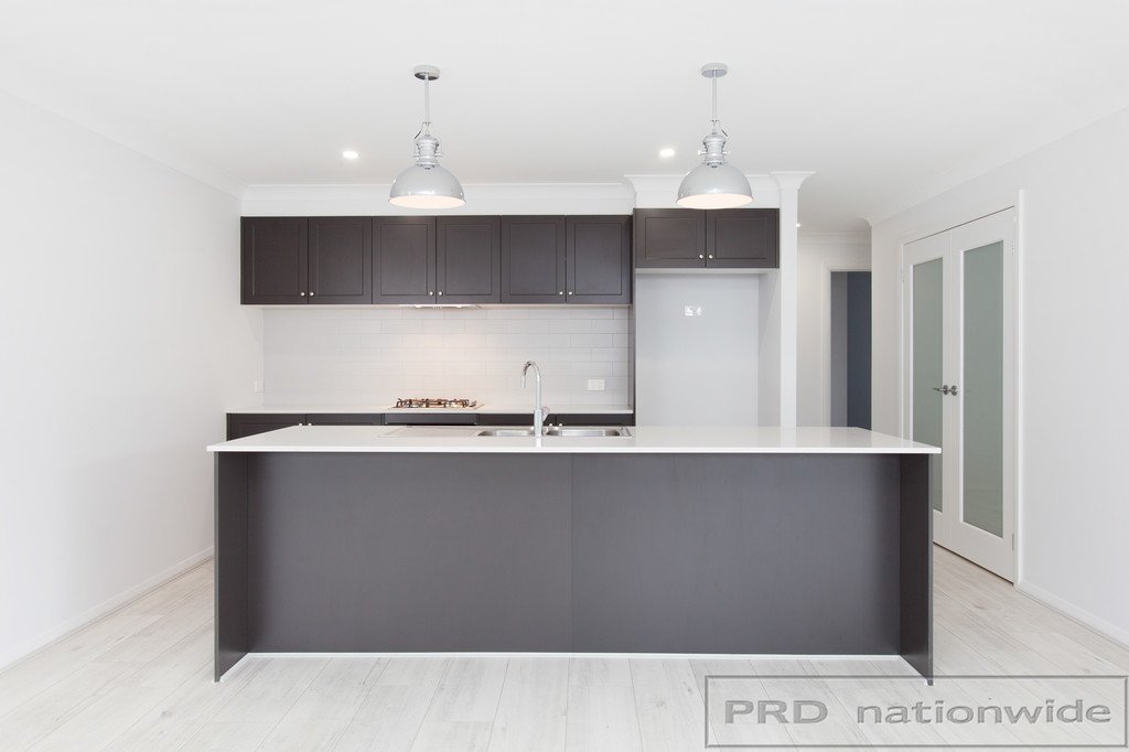 20 Hillgate Drive THORNTON 12