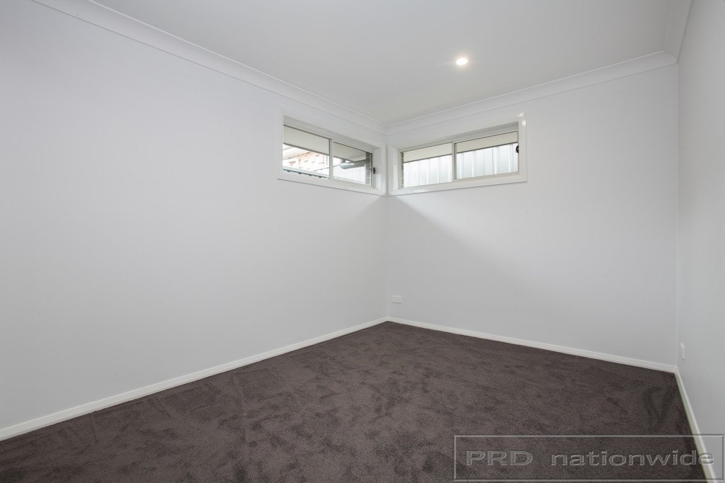 20 Hillgate Drive THORNTON 15