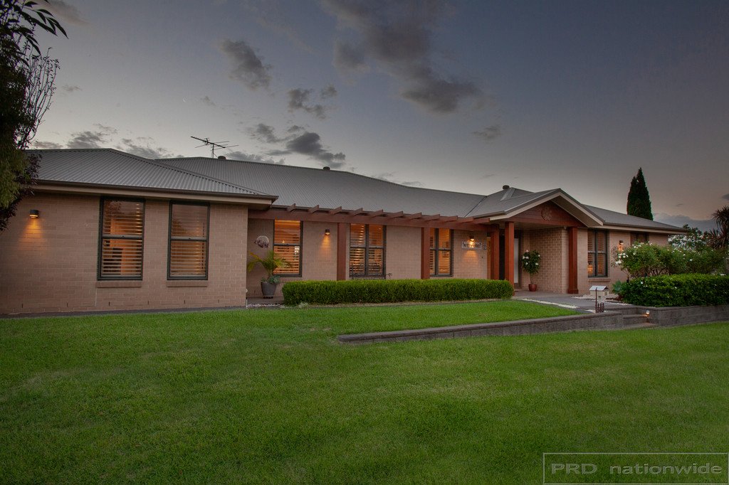 20 Honeyoak Drive ABERGLASSLYN 2