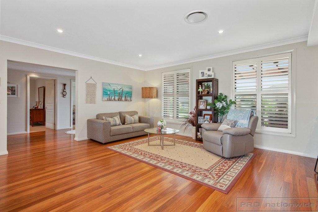 20 Honeyoak Drive ABERGLASSLYN 8