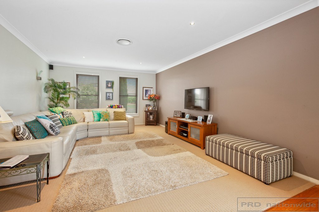20 Honeyoak Drive ABERGLASSLYN 13