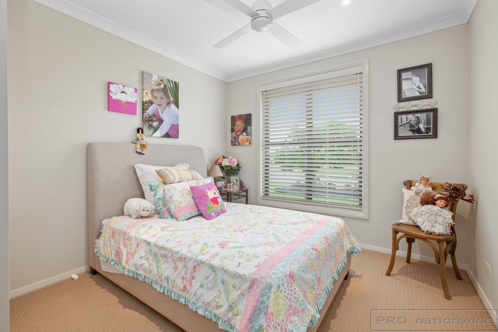 20 Honeyoak Drive ABERGLASSLYN 16