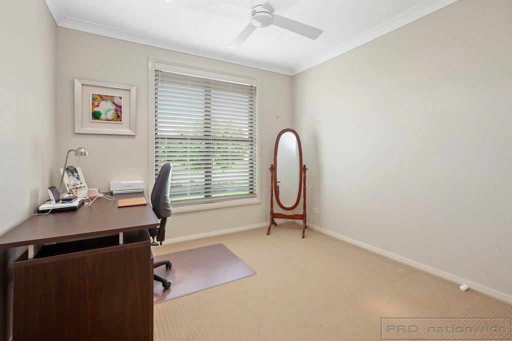20 Honeyoak Drive ABERGLASSLYN 17