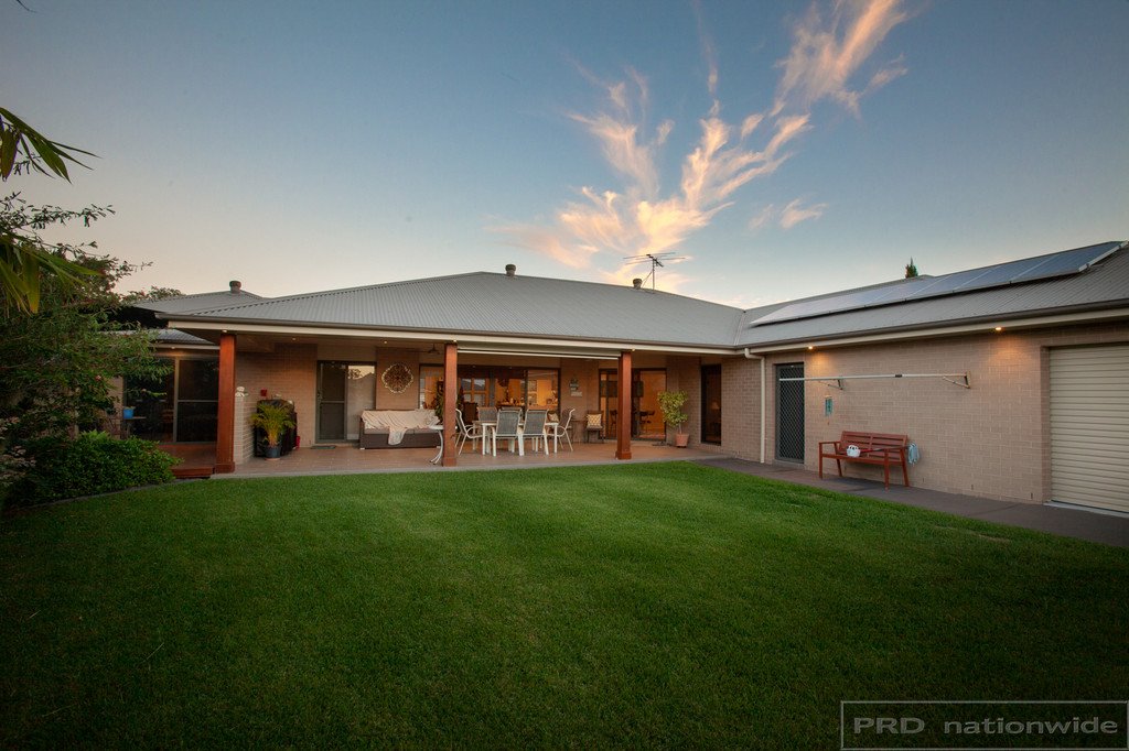 20 Honeyoak Drive ABERGLASSLYN 24
