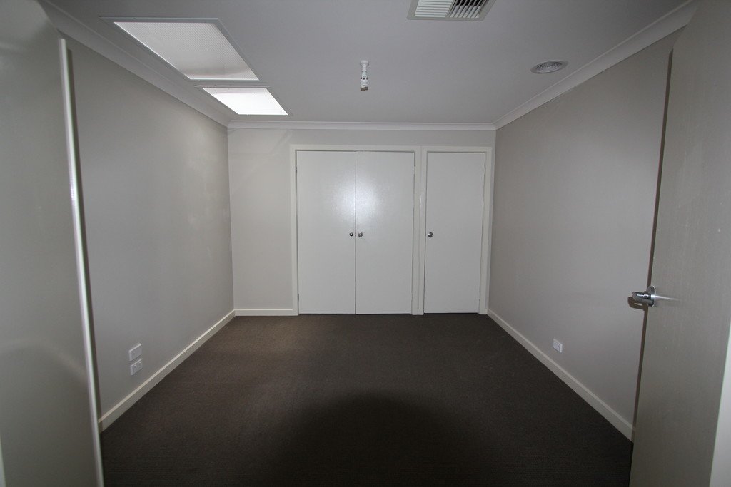 20 Horwood Drive CANADIAN 5