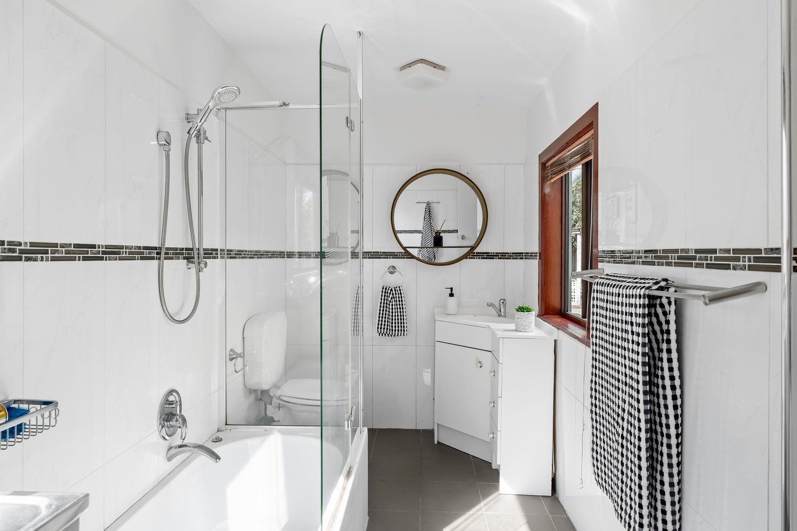 Real Estate and Property in 20 Inverloch Street, Preston, VIC