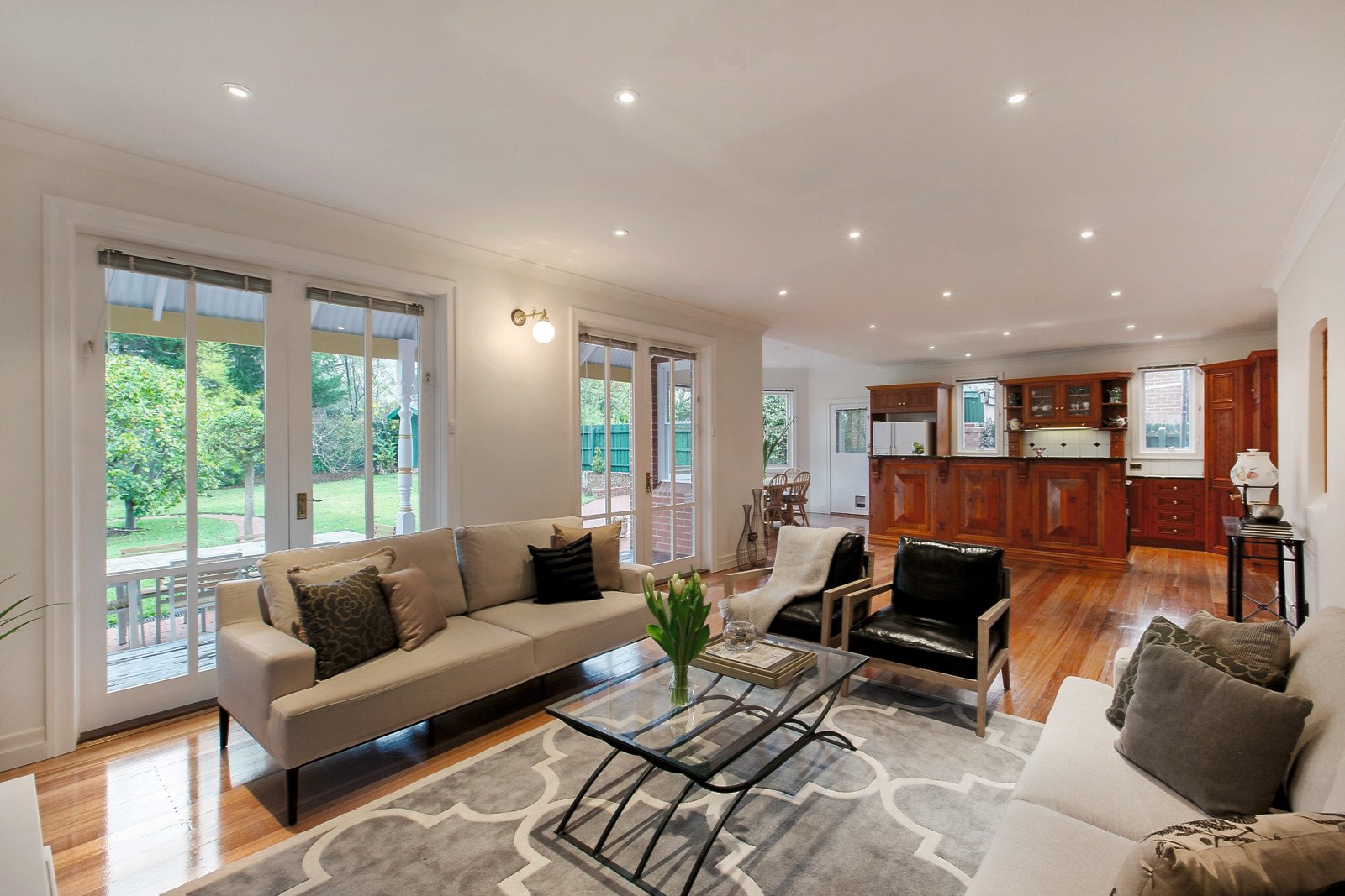 20 Iris Road, Glen Iris, VIC