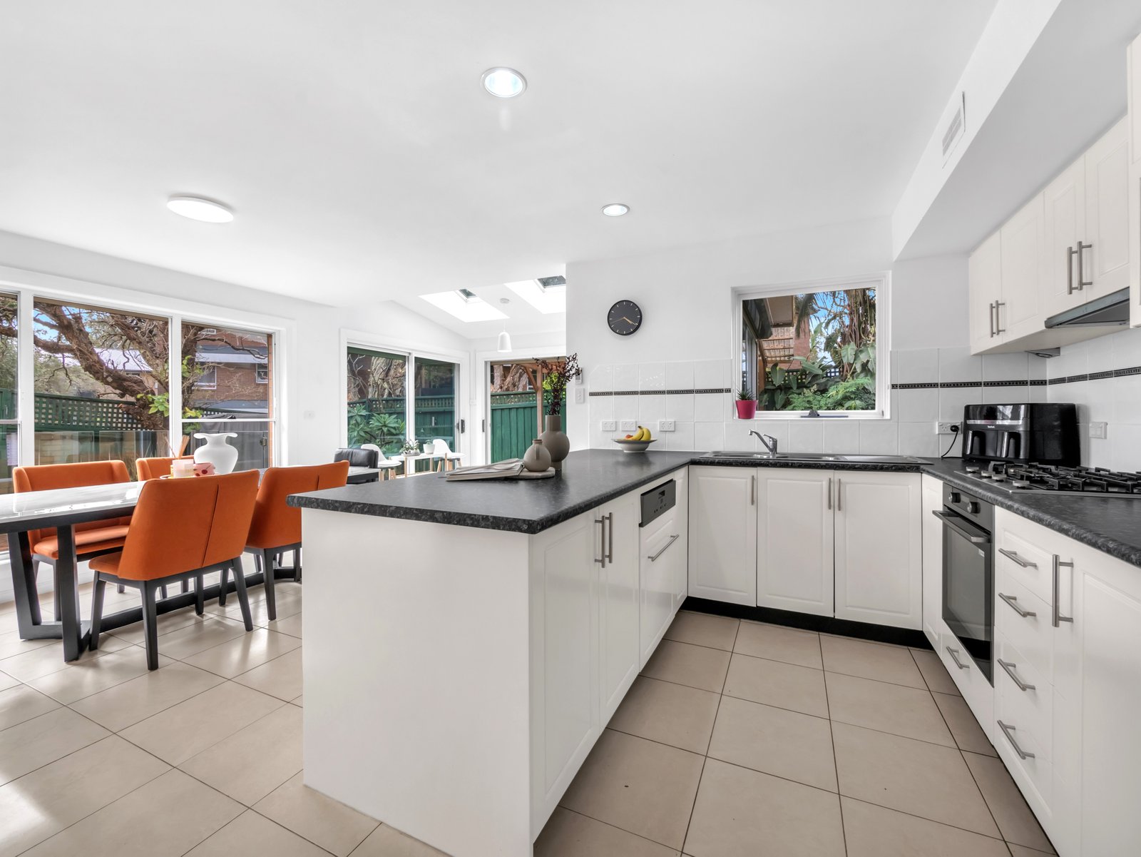 20 Jacaranda Place SOUTH COOGEE 4