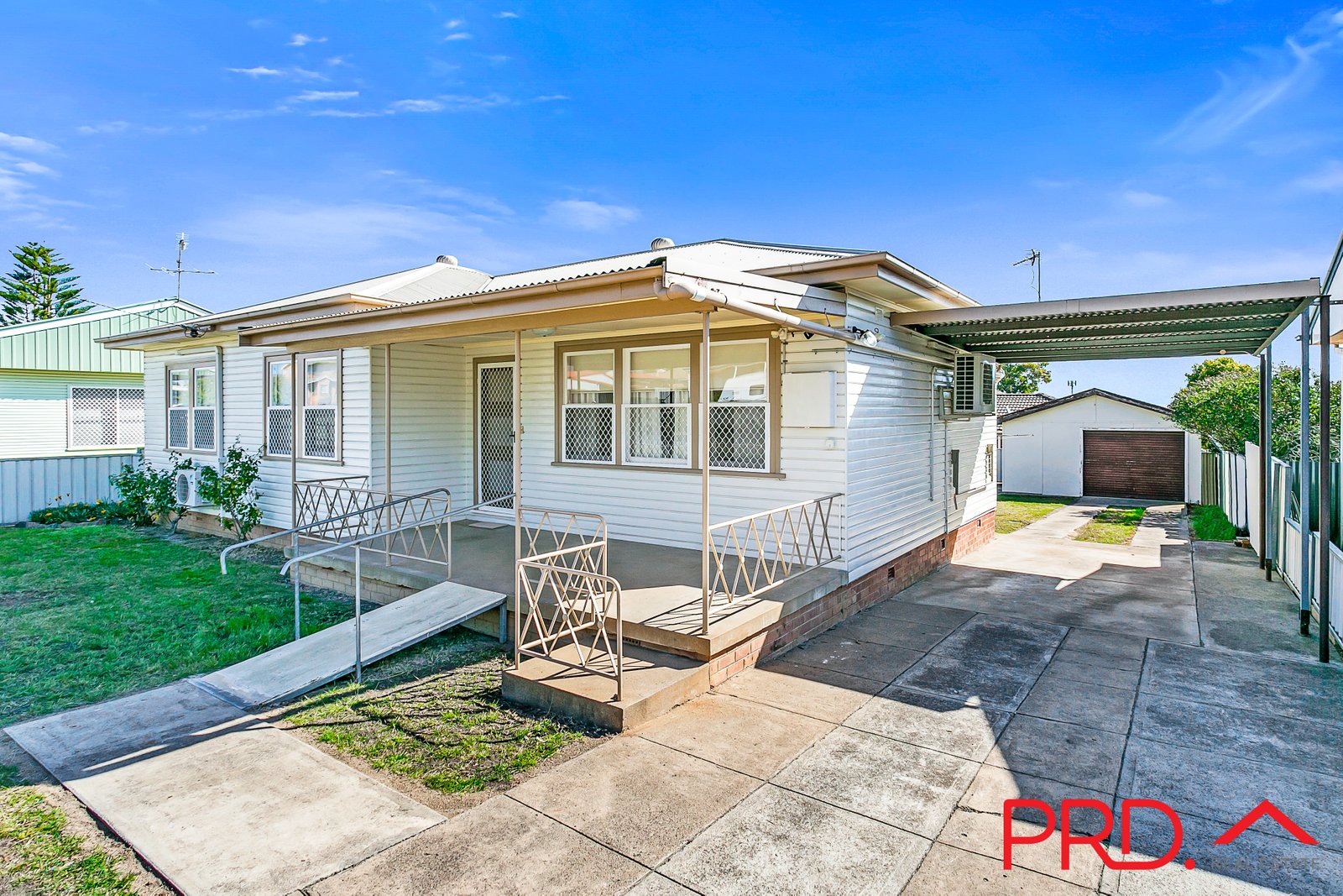 20 Jill Street TAMWORTH 7