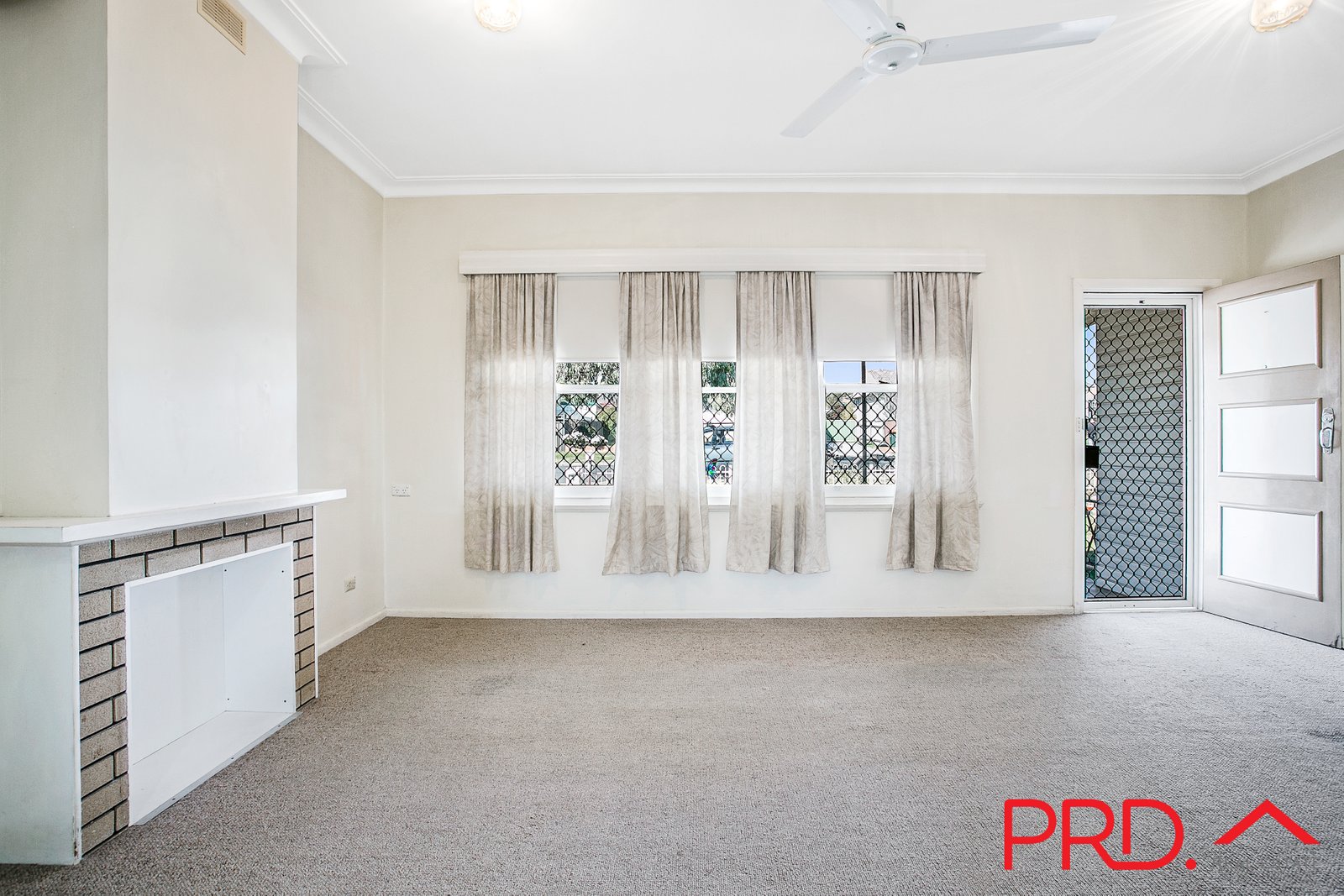 20 Jill Street TAMWORTH 9