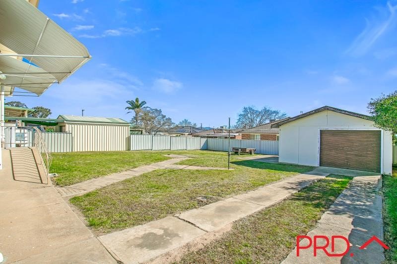 20 Jill Street TAMWORTH 7
