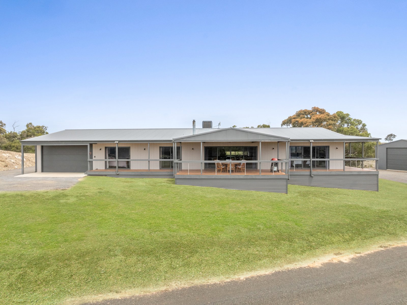 Gallery: 20 Jones Road
